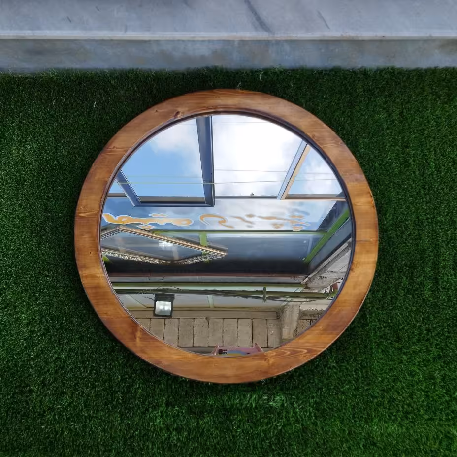 قاب آینه گرد