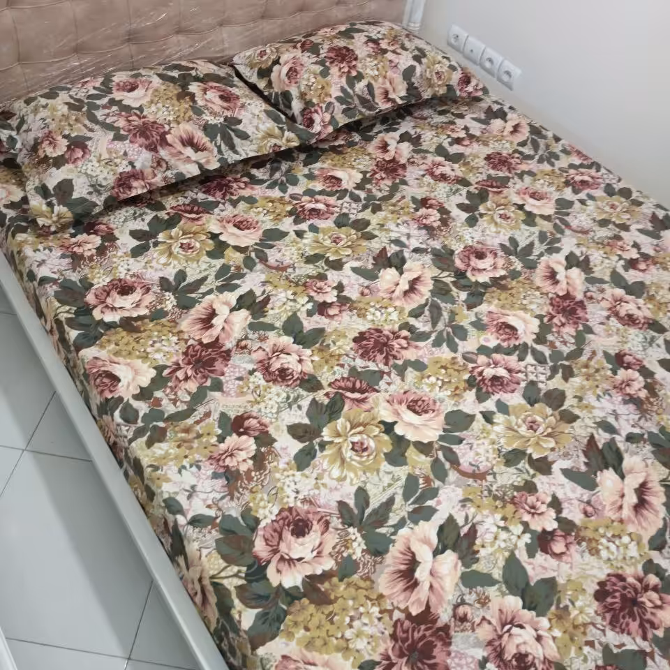 روتختی دونفره سه تکه شامل کاور کشدوز روتختی وبالشت 