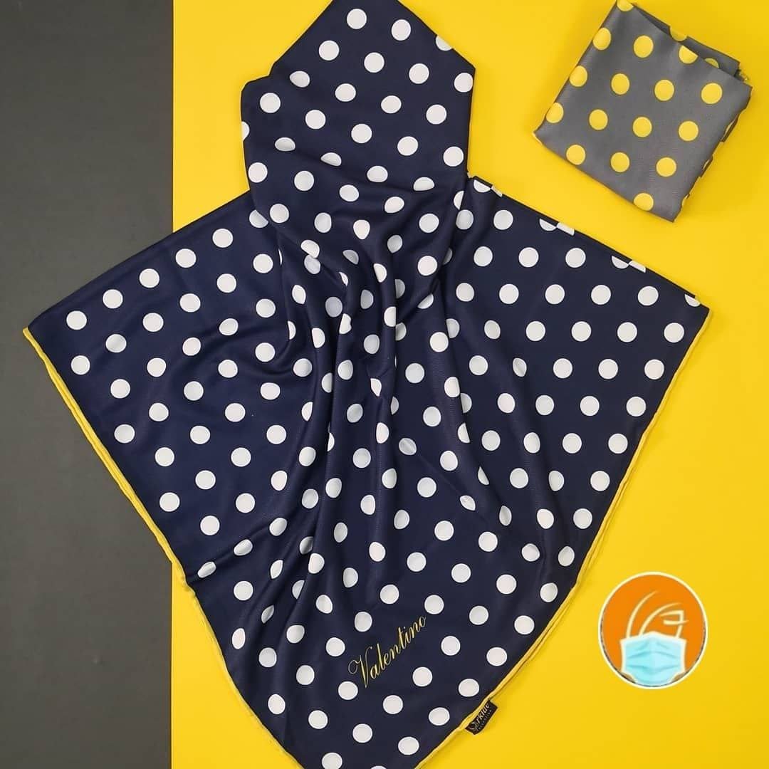 روسری نخ ابریشم گارزا موجود در دو رنگ لیز نیست