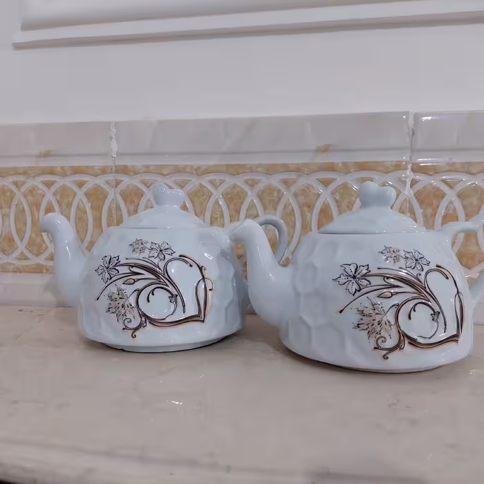 قوری گل برجسته.