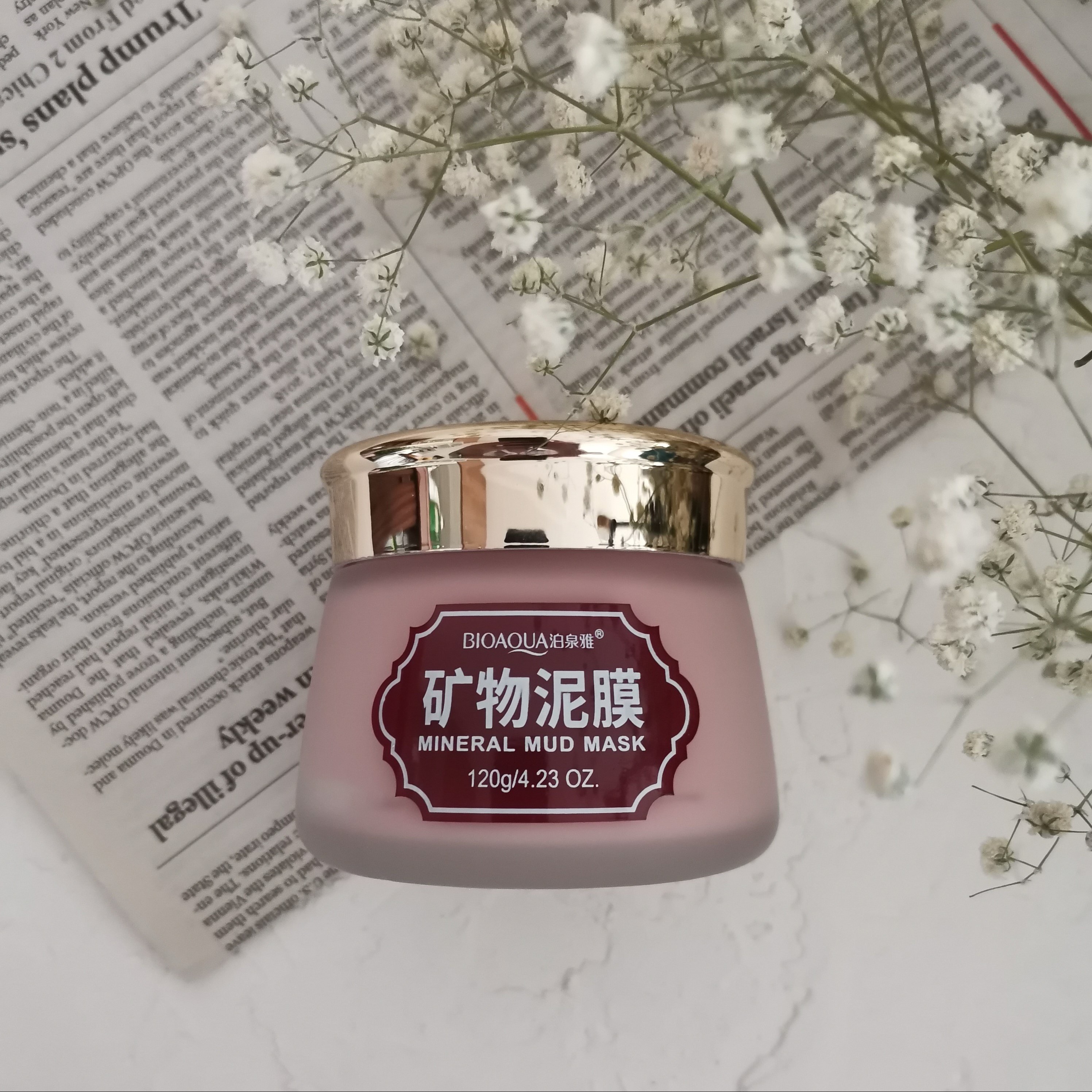 ماسک صورت خاک رس و مواد معدنی از برند بیوآکوا