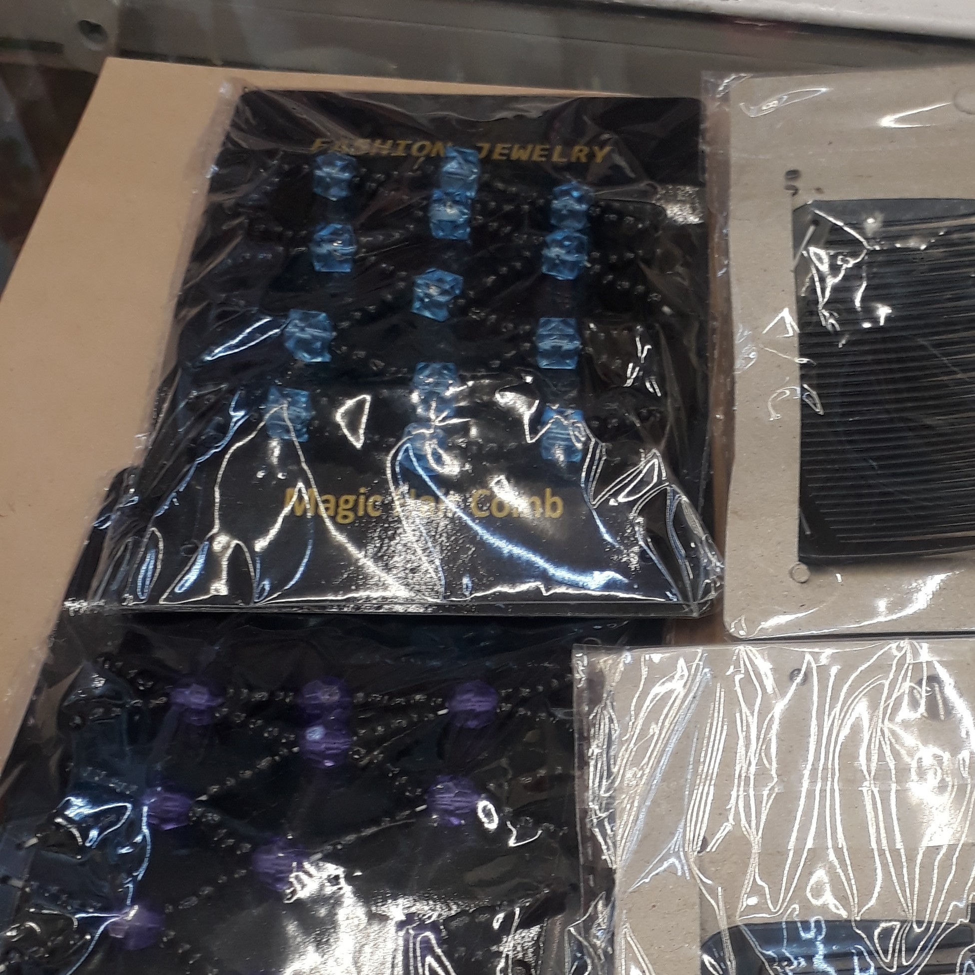 شانه جادویی طرح جدیدشانه های پلاستیکی بادوام وشیک 