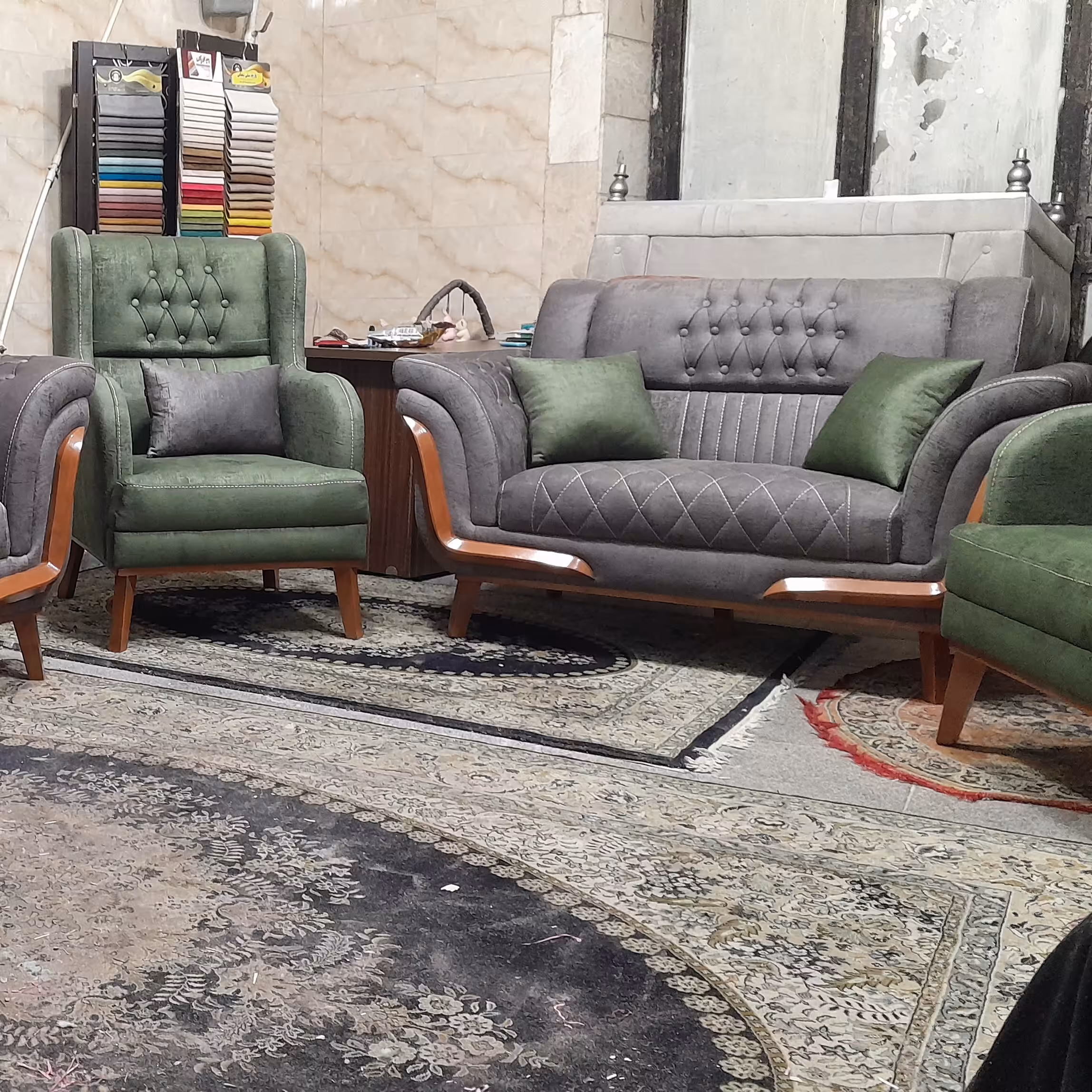 مبل راحتی هفت نفره مدل مارشال باتیس با کلاف چوب روسی بسیار مقاوم و شیک