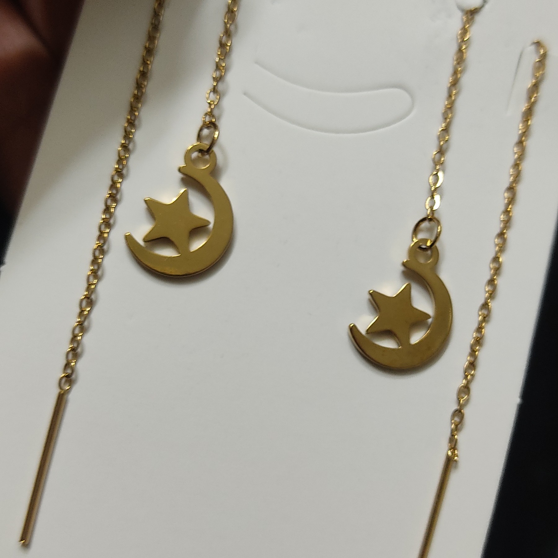 گوشواره بخیه ای ماه و ستاره طلایی رنگ ثابت و ضد حساسیت استیل
