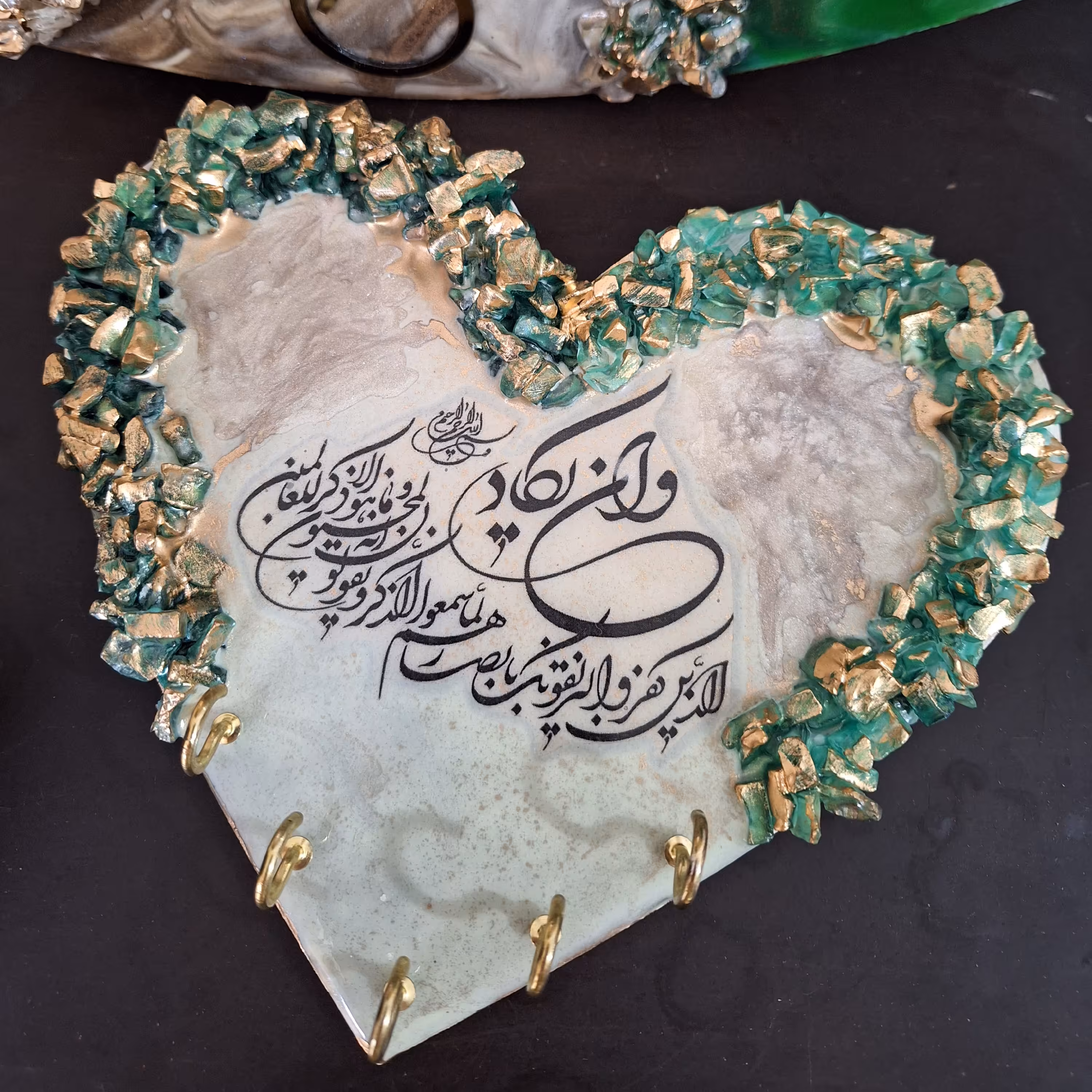 جا کلیدی دیواری رزینی وان یکاد طرح قلب 