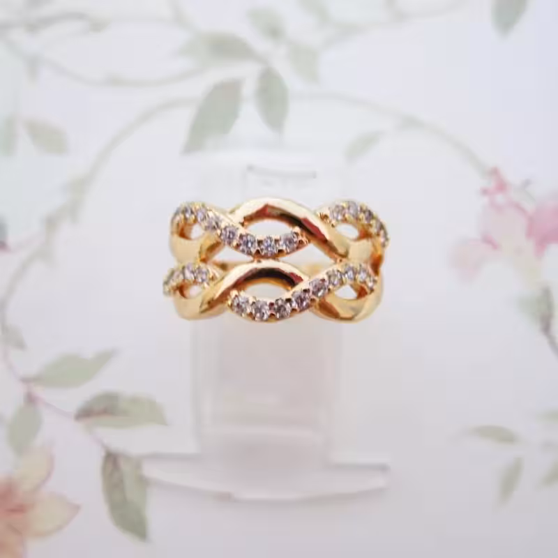 انگشتر زنانه جواهری رنگ ثابت طرح طلاکیفیت عالی موجودی سایز6و7کد49