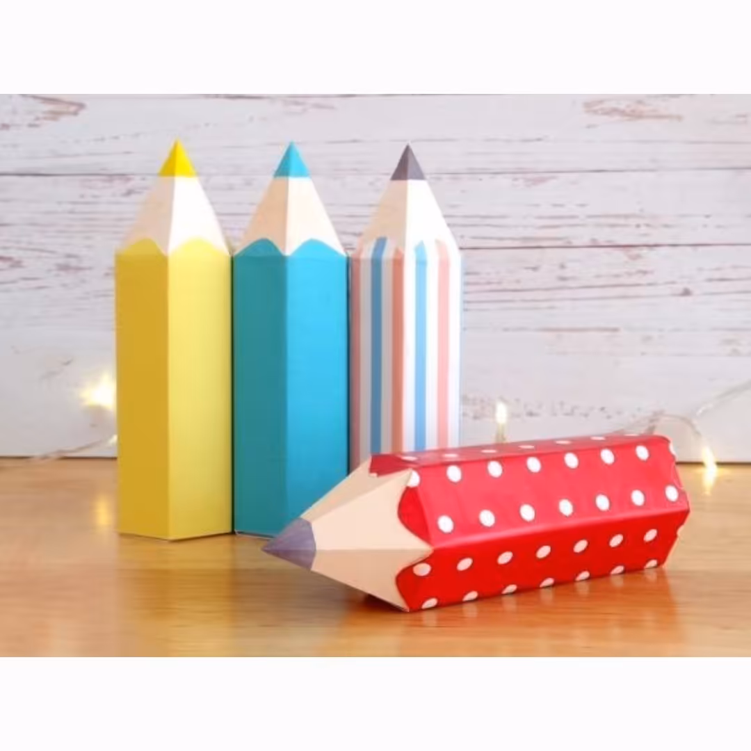 استند سه بعدی مدادرنگی دستسازه از سری کارهای مدرسه