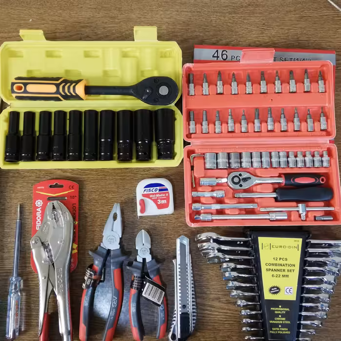 ابزارآلات دستی منزل و ماشین کیف ابزار 60 پارچه حرفه ای بکس انبرقفلی فرانسه سیم چین متر پیچگوشتی انبردست آلن ستاره دستکش