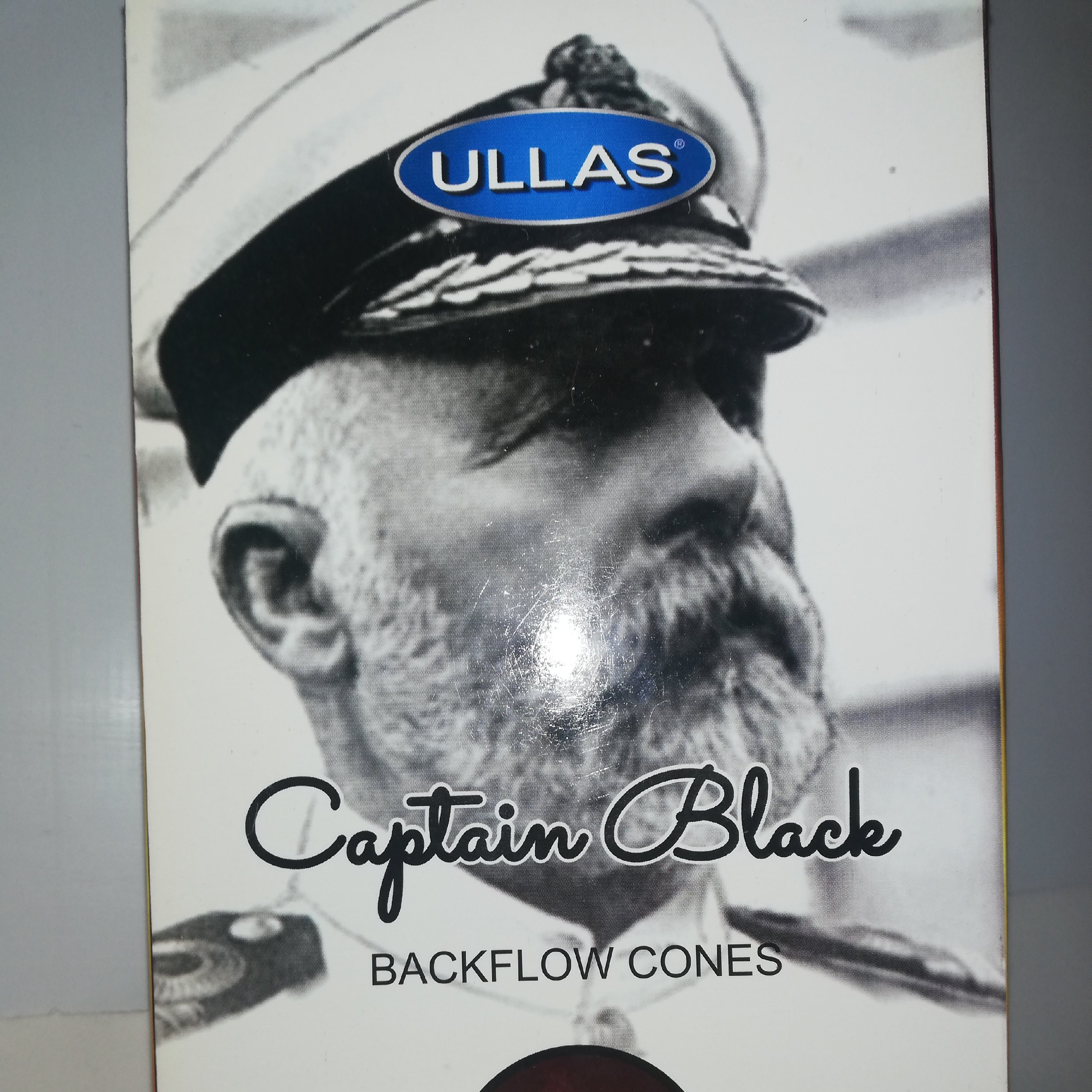 عود آبشاری آلاس با رایحه خوش کاپتان بلک (پس کرایه) 