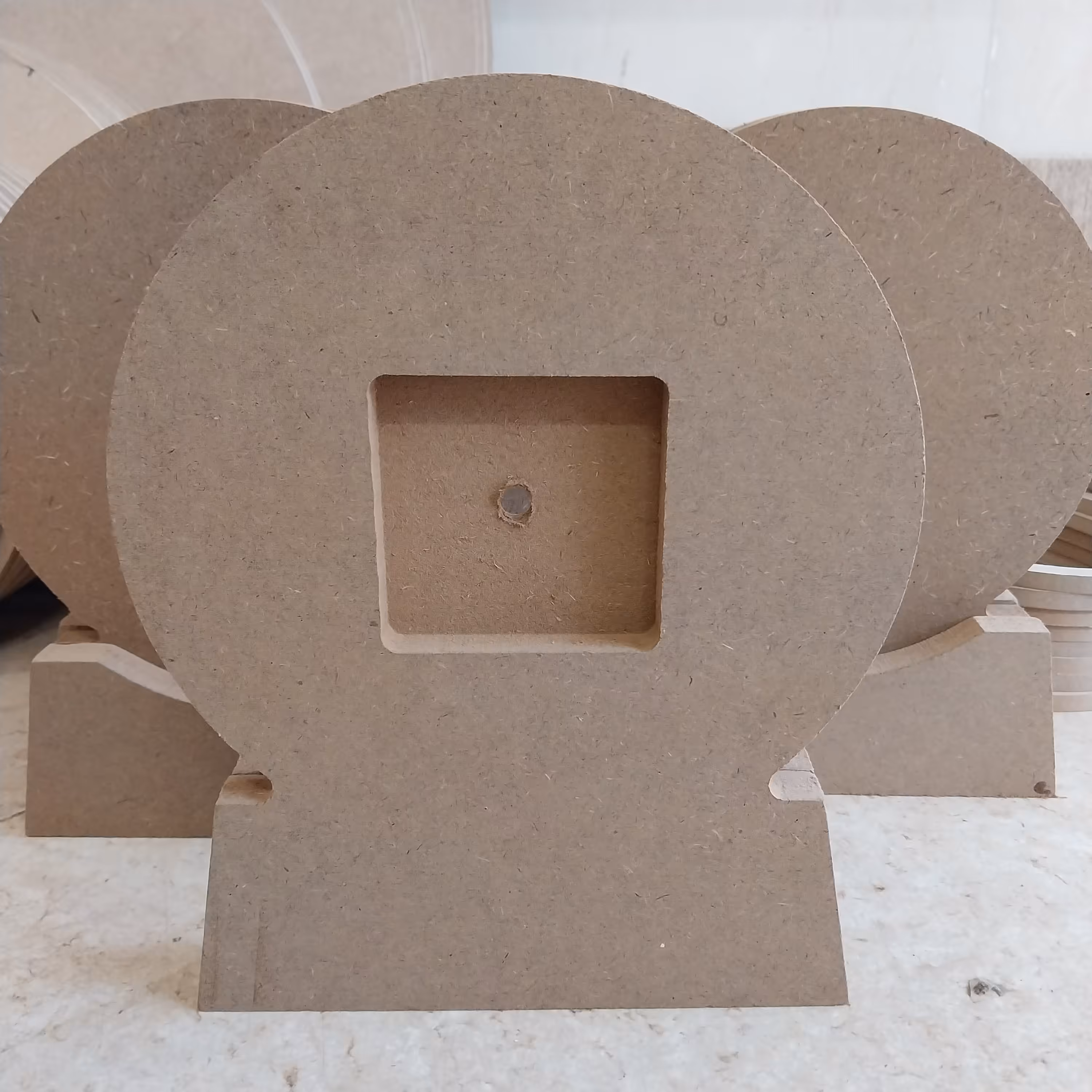 ساعت رومیزی قطر20