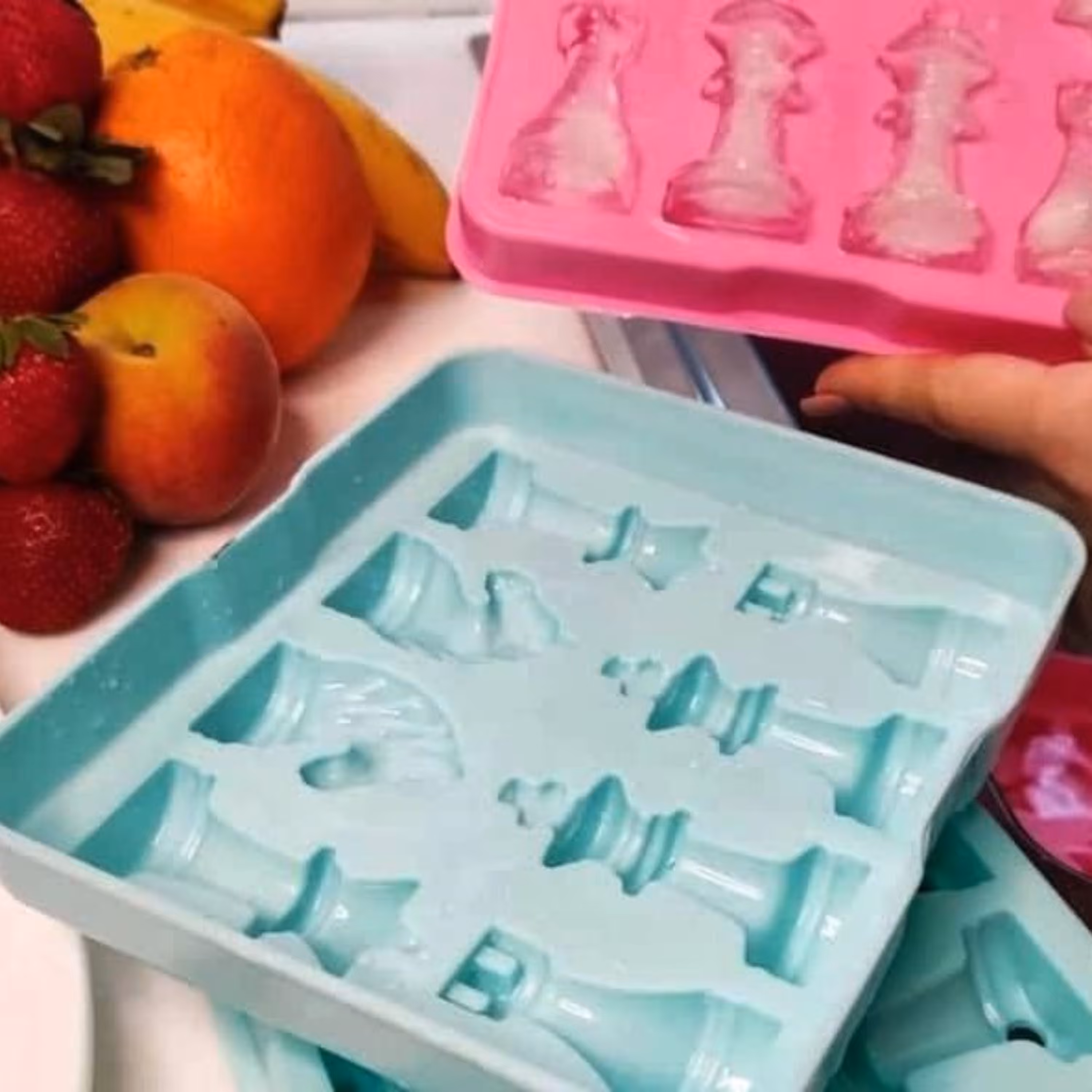 قالب یخ شطرنجی رنگ سبز تیفانی (ارسال پس کرایه) 