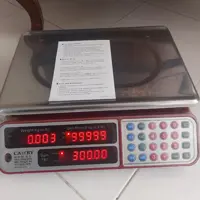 ترازو اورجینال کمری. بدنه مقاوم... (پس کرایه)