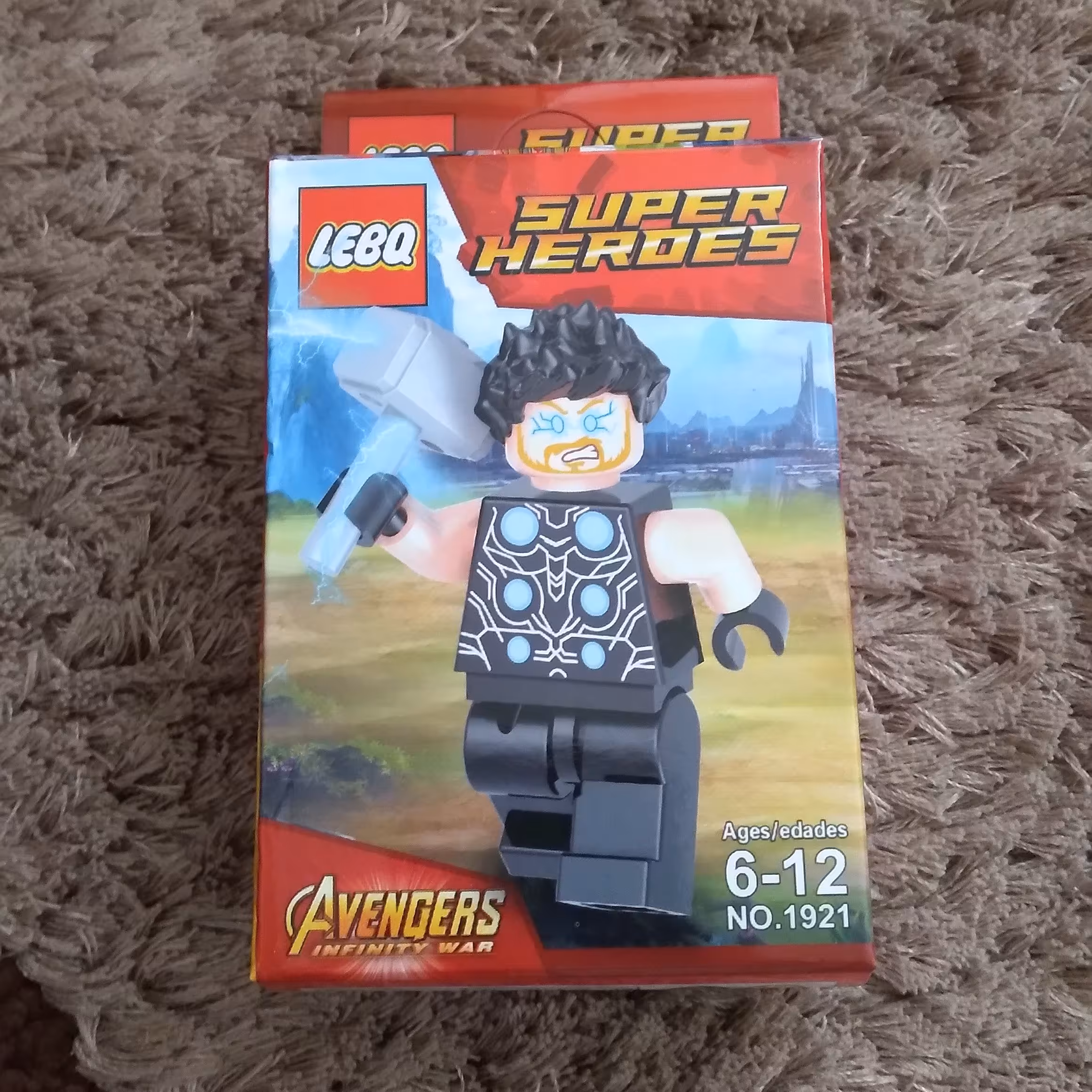 لگو ساختنی شخصیت تور