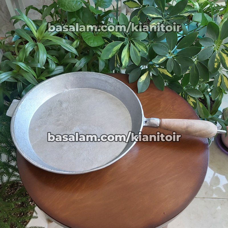 تابه آلومینیوم سفید بدون روکش شیمیایی با دسته چوبی سایز بزرگ