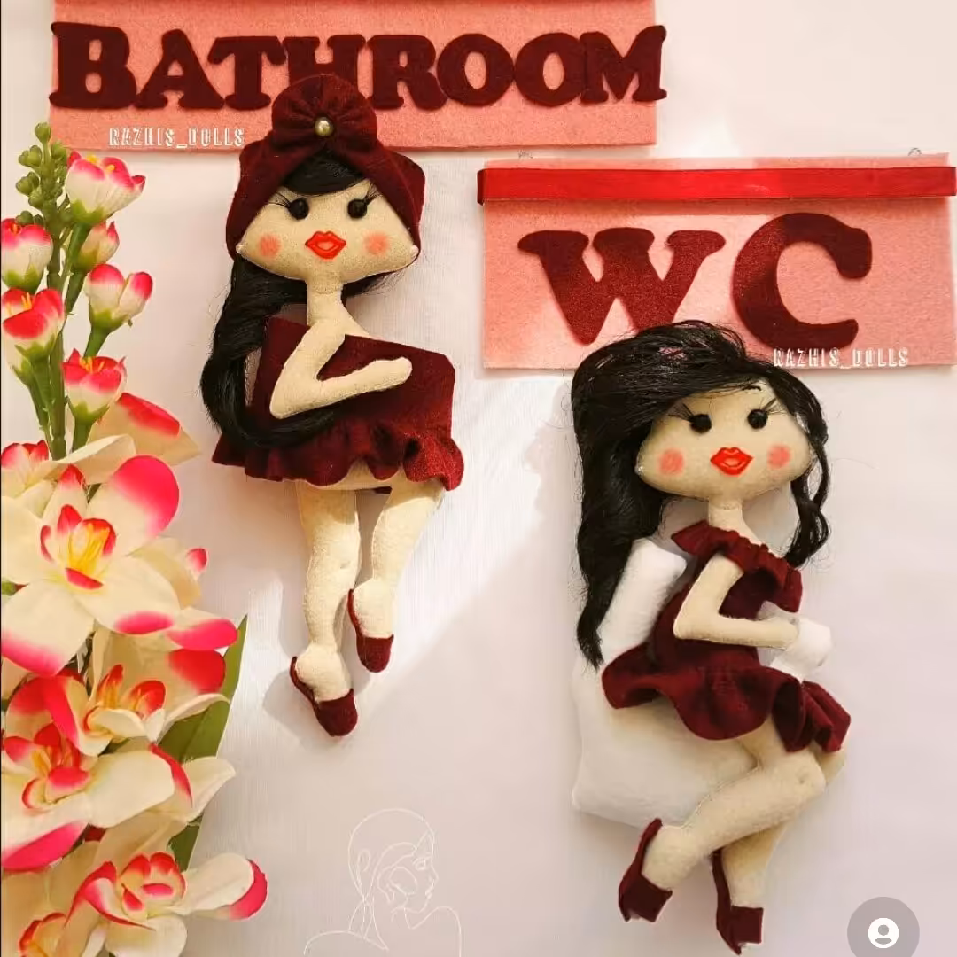 دختر نشانگر سرویس بهداشتی نمد درجه یک  موی طبیعی 25 سانت