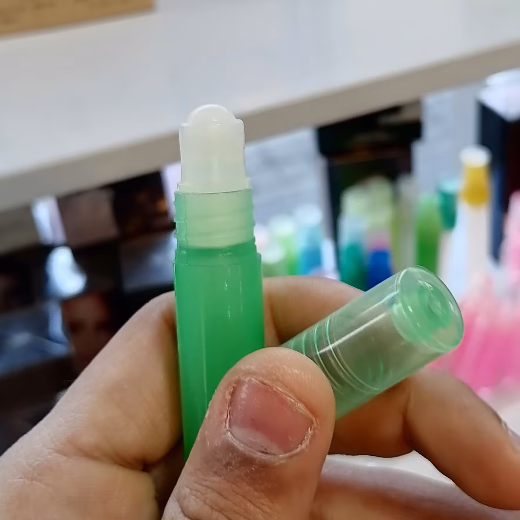 عطر زنانه باربری لندن خالص غلتکی دومیل