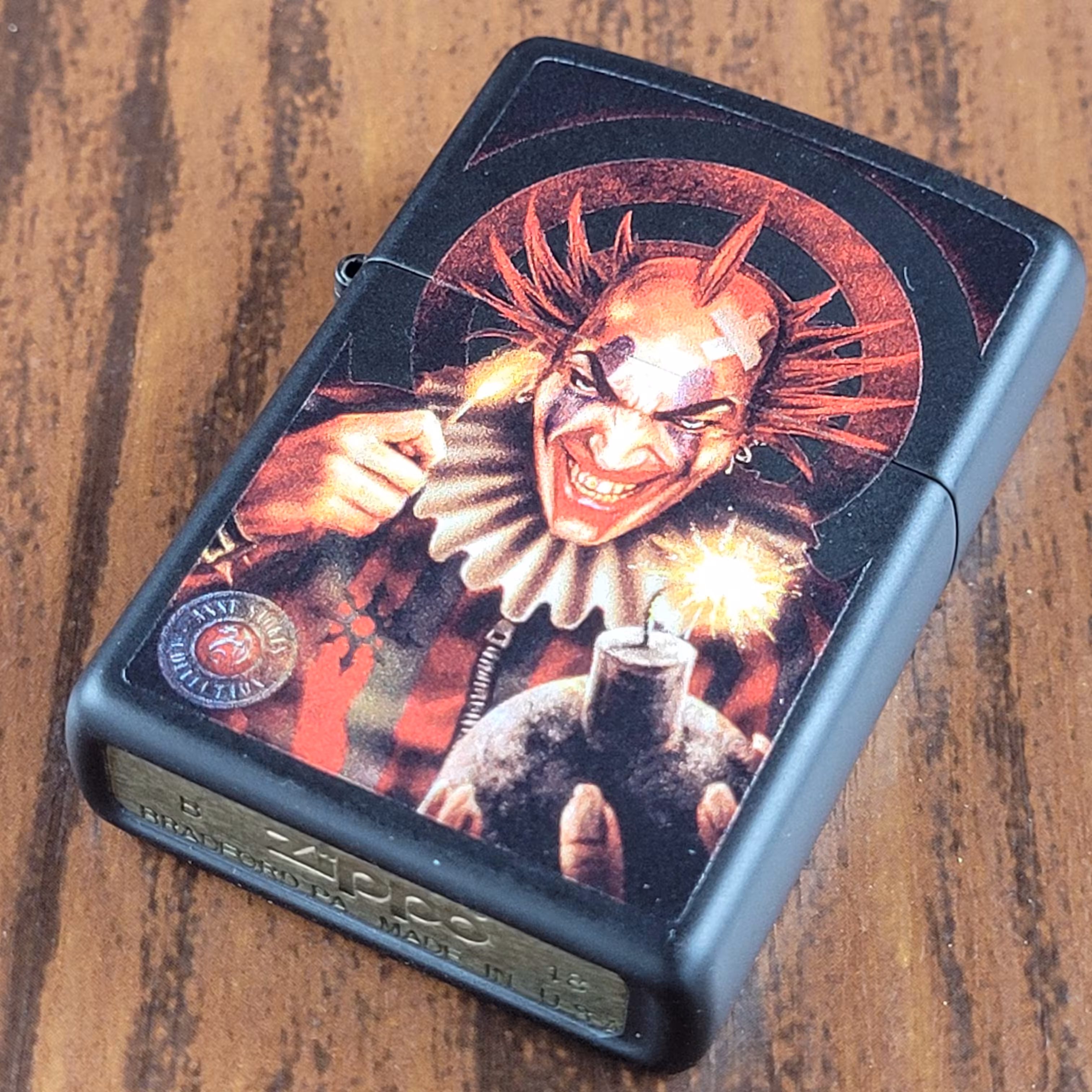 فندک زیپو طرح جوکر 