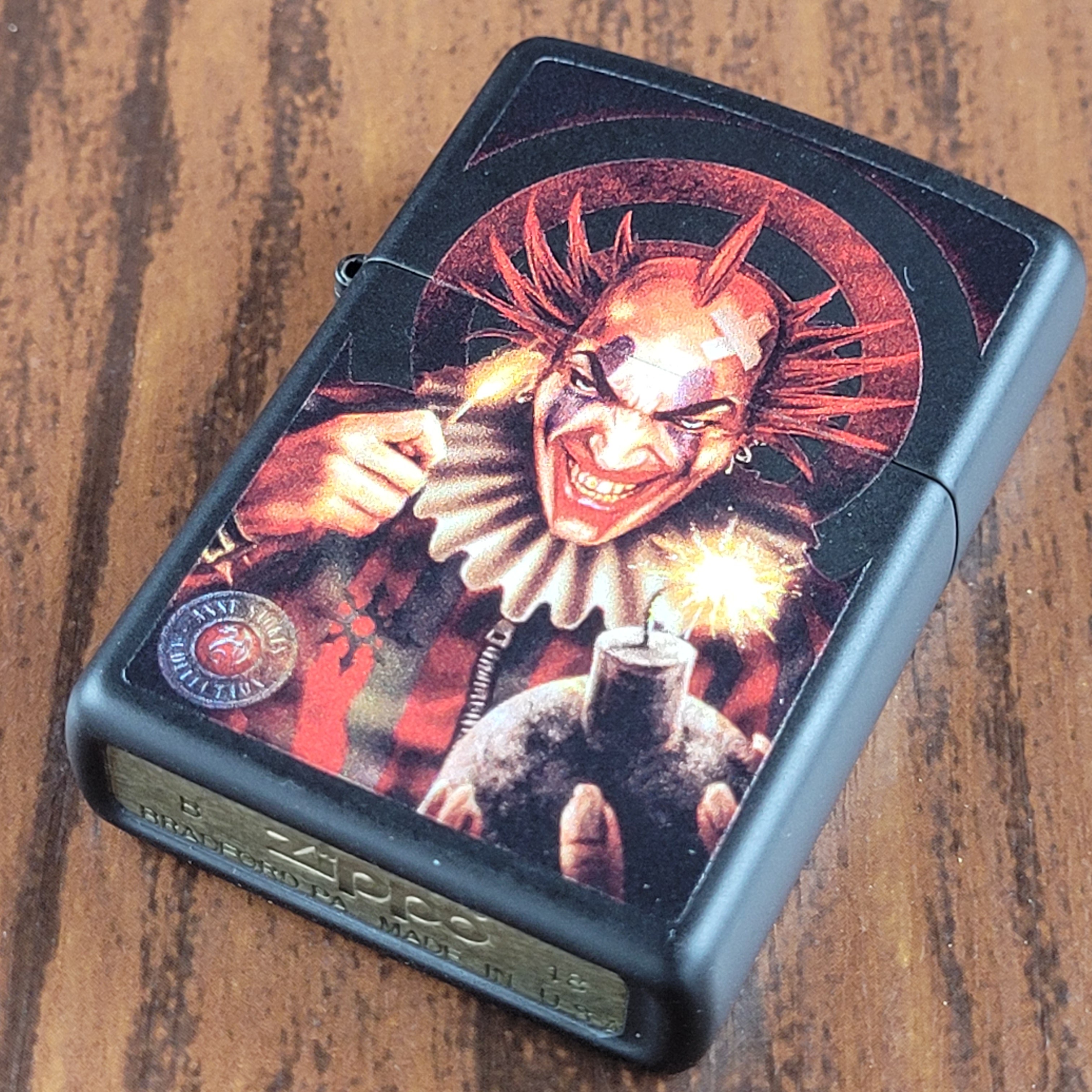 فندک زیپو طرح جوکر