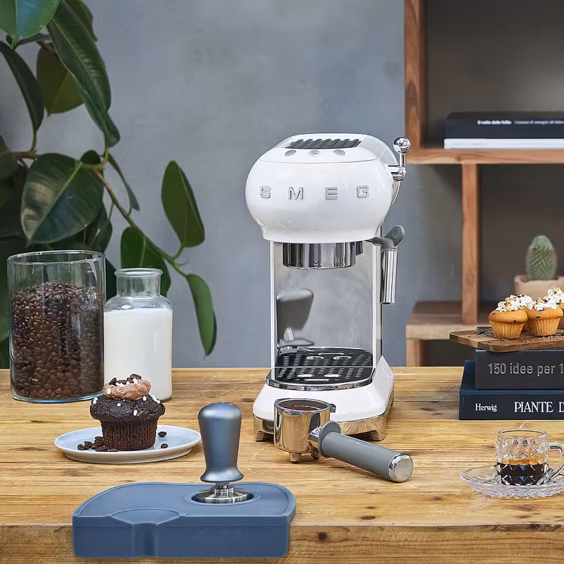 اسپرسوساز اسمگ مدل ECF01WHEU