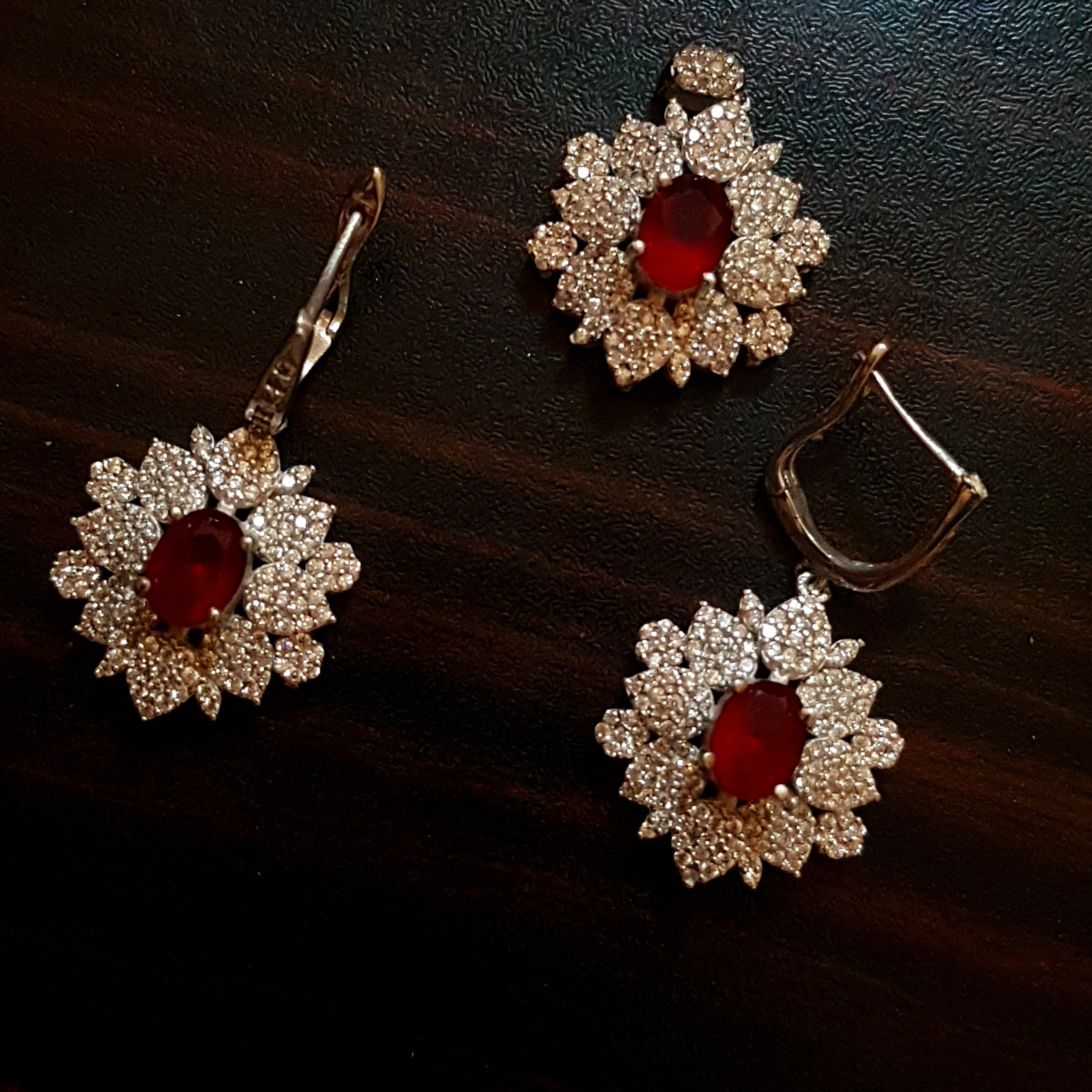 نیم ست اشرفی یاقوت قرمز