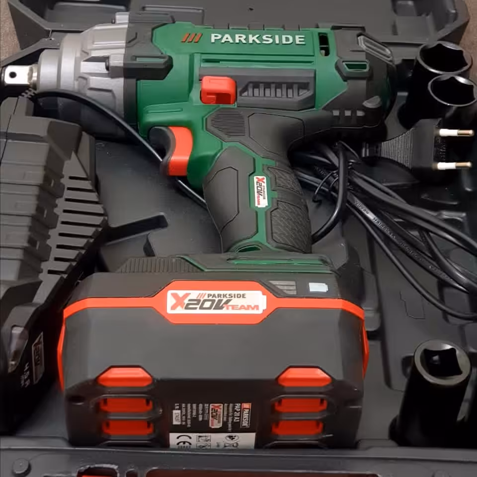 بکس شارژی پارکساید 400 نیوتن  آلمان با جعبه باتری شارژر