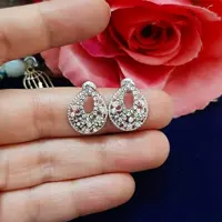 گوشواره های میخی ناز پر نگین اشگ وارداتی برند  acc 