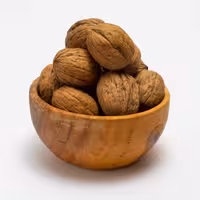 گردوی با پوست کاغذی درجه 3 به شرط سوزنی نبودن 2 کیلویی (1900 گرم خالص)