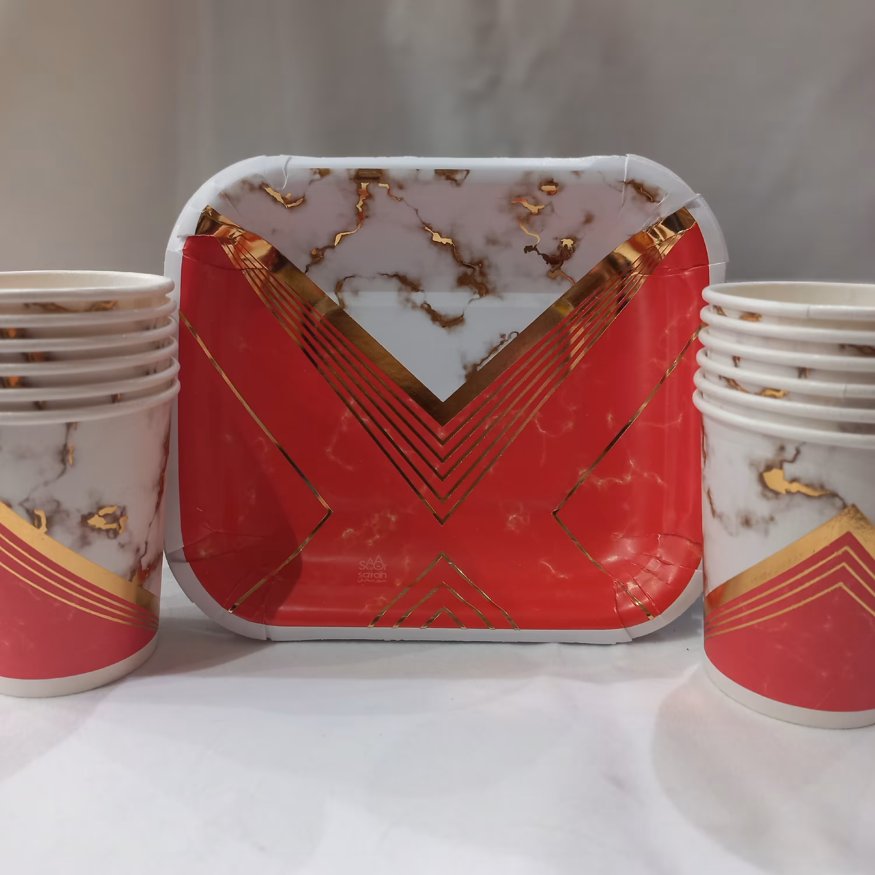 تم تولد لیوان و بشقاب تم گرانیت قرمز(پک12عددی)