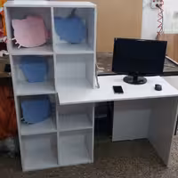 میز تحریر  نوجوان