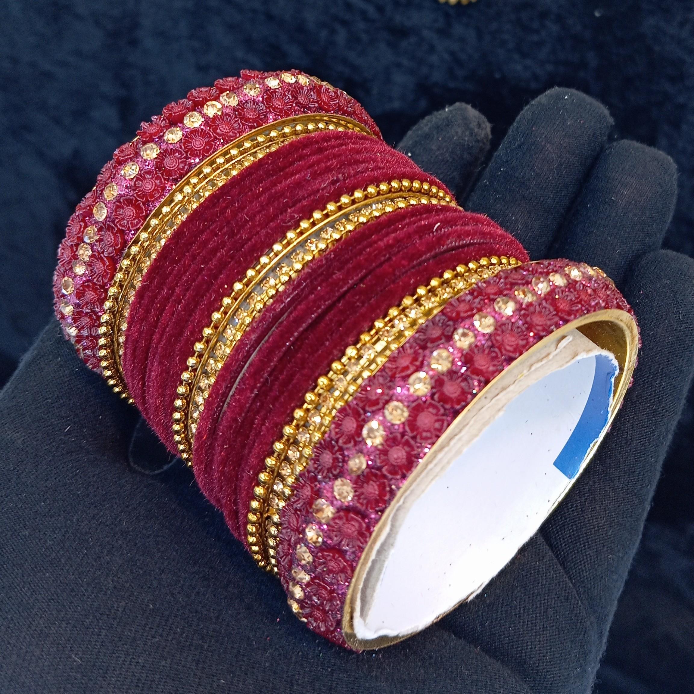 النگوی نگینی مجلسی طرح مخمل هندی نگین کار شده در رنگ های مختلف 