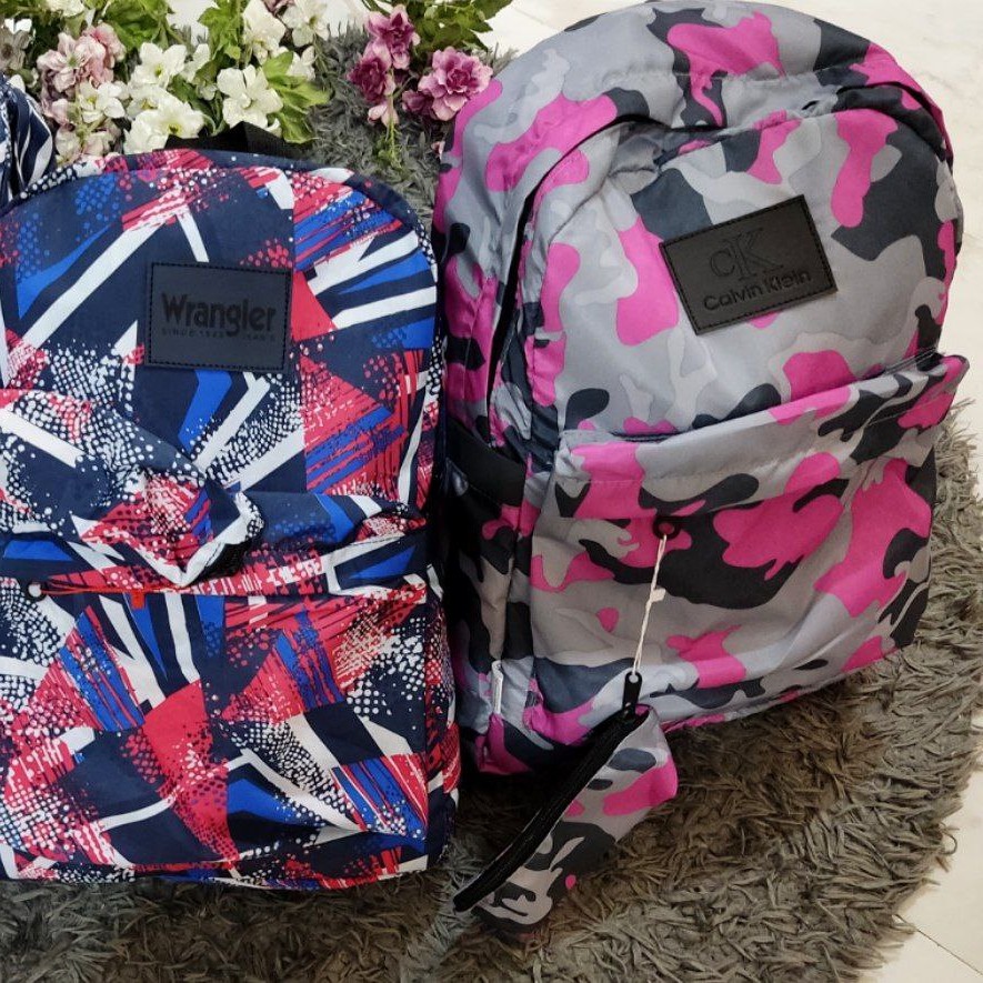 کوله پشتی(ارسال رایگان)لطفا قبل از واریز موجودی بگیرید 