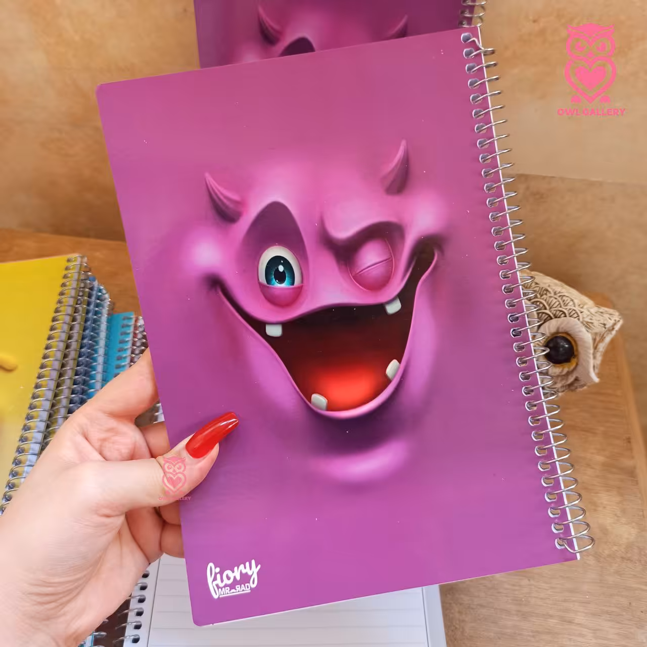 دفتر مشق سیمی سه بعدی طرح ایموجی بنفش