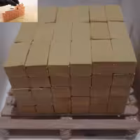 آجر توپر مینیاتوری زرد رنگ بسته 100عددی وزن هر عدد 3گرم اندازه هر عدد 3سانت طول 1.5سانت عرض و1سانت ارتفاع