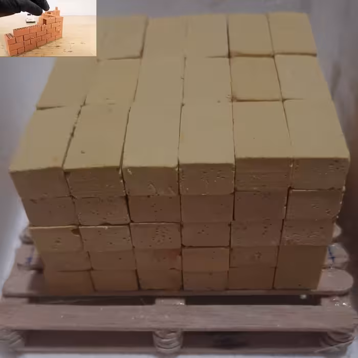 آجر توپر مینیاتوری زرد رنگ بسته 100عددی وزن هر عدد 3گرم اندازه هر عدد 3سانت طول 1.5سانت عرض و1سانت ارتفاع