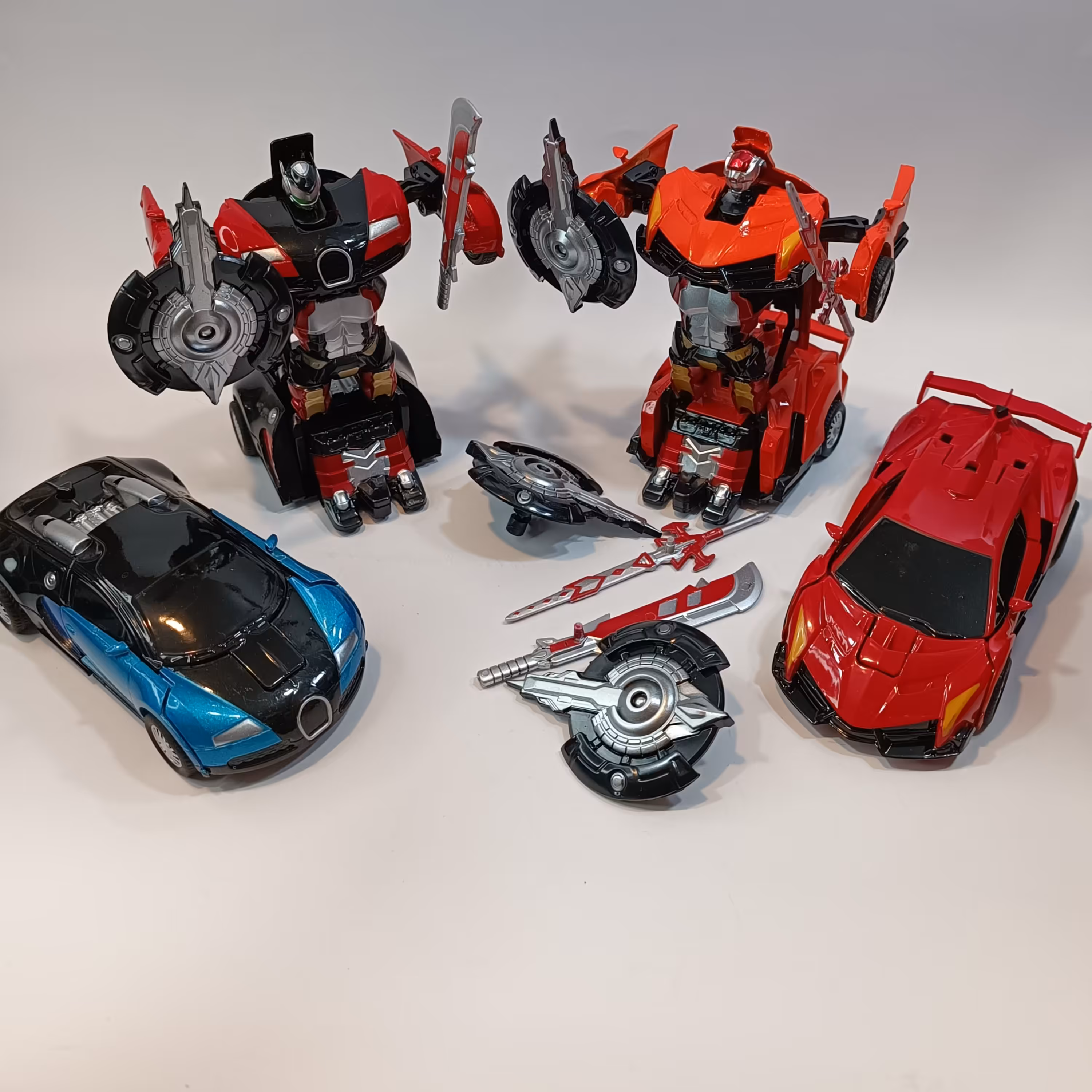 ماشین ربات تبدیل شونده فلزی