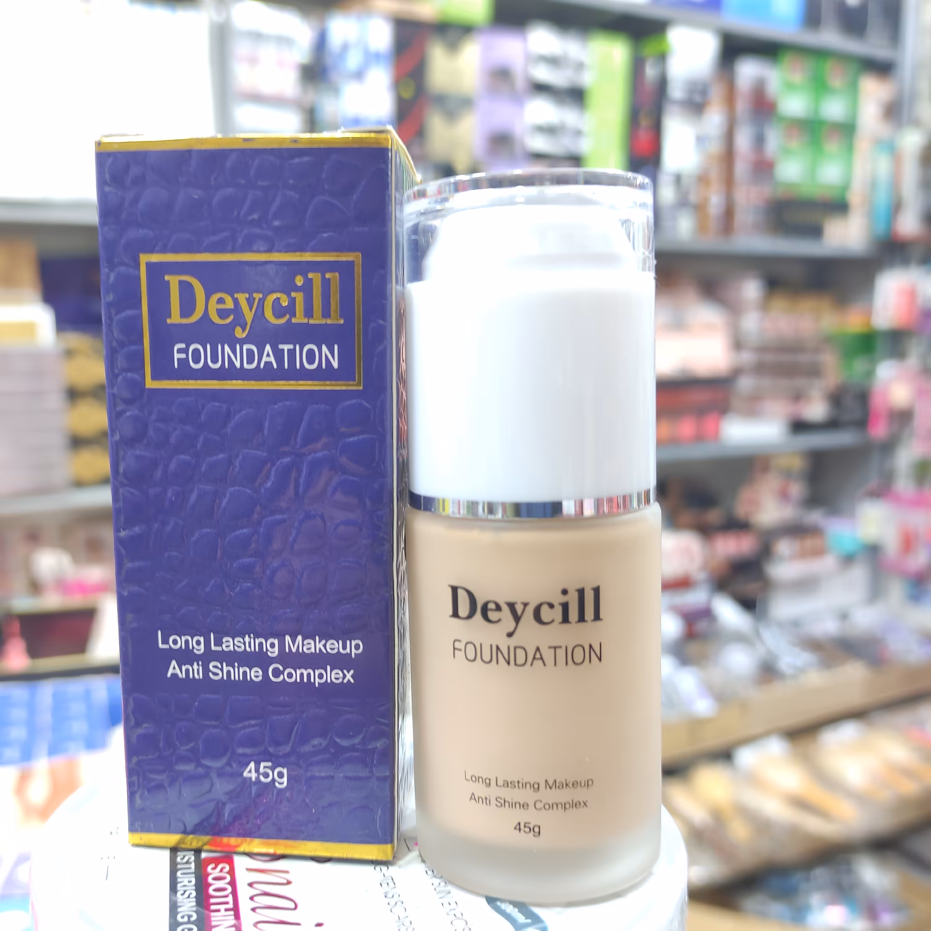 کرم پودر دایسل مات-پوشش خیلی بالا با کاوری قوی و یکدست-ضد آب و حاوی ویتامین E- فول کاور