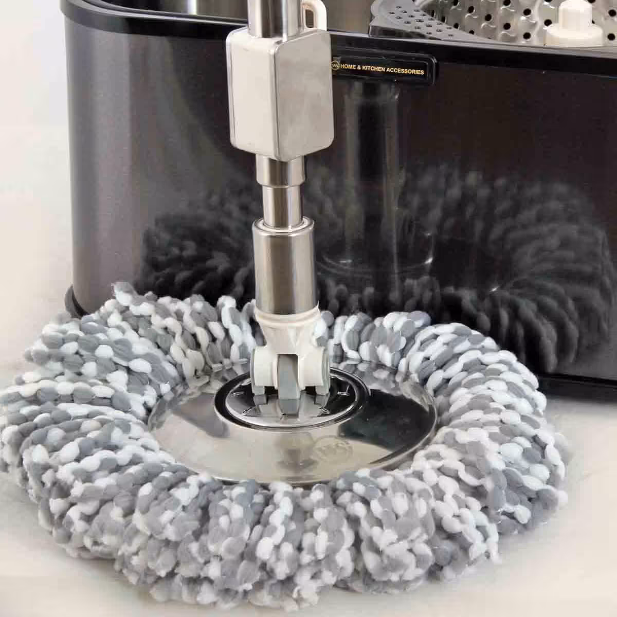 حوله طی چرخشی رنگ خاکستری سفید برند WS سایز استاندارد