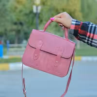 کیف دوشی دخترانه چرم طبیعی کیف دستی دخترانه چرم صورتی شیک و ترند 