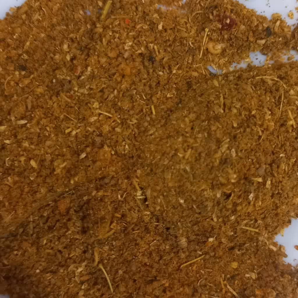 ادویه قورمه سبزی اعلا در بسته بندی 100 گرمی