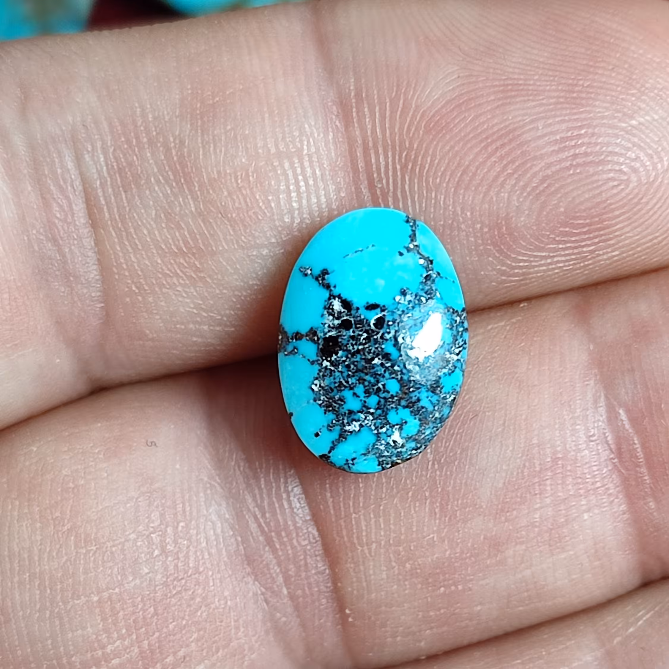 نگین فیروزه نیشابور با وزن 1.3 گرم