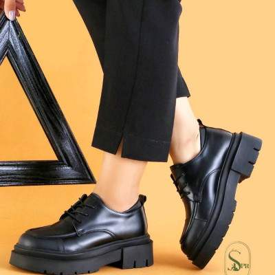 کفش کلاسیک زنانه