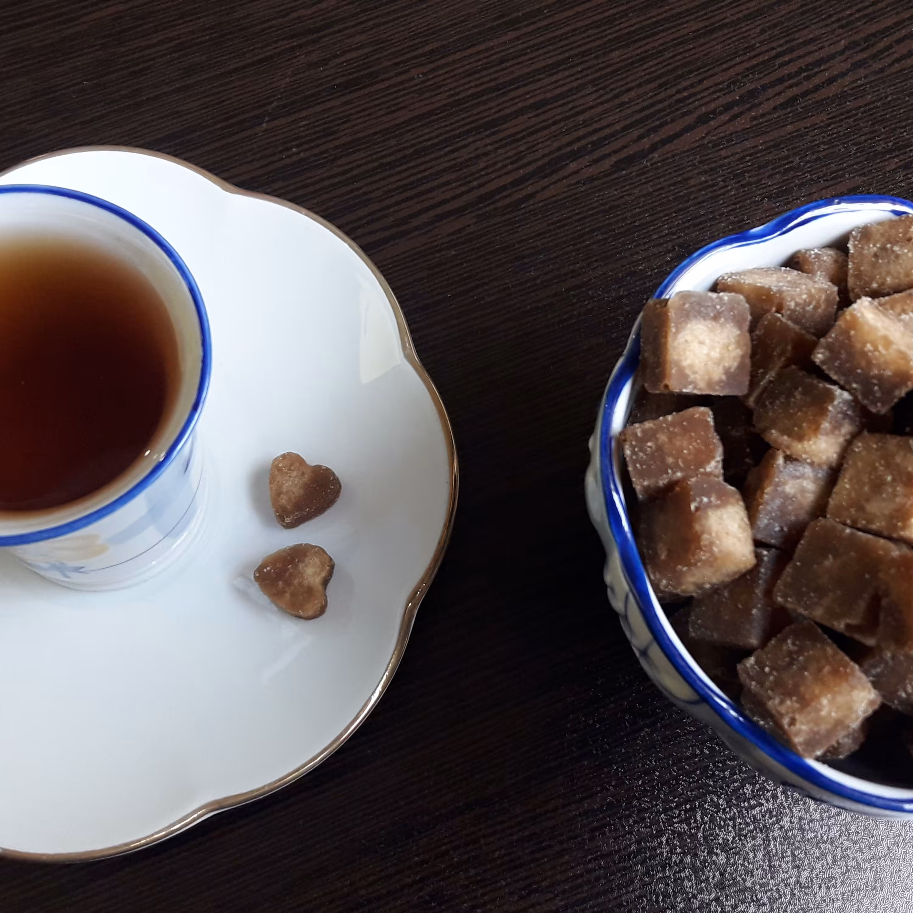 قند قهوه ای طعم هل