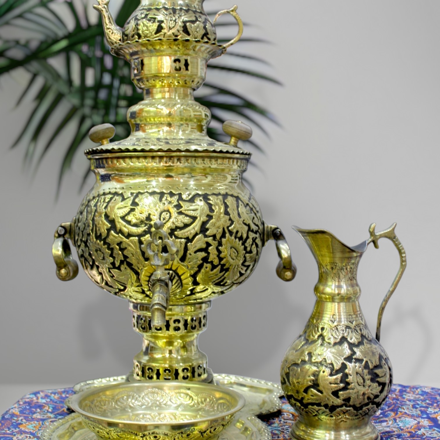 ست کامل سماور برنجی قلم زنی کد 2004