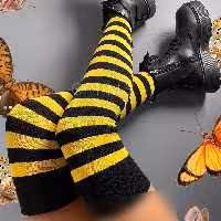 جوراب راه راهی ساق بلند بالا زانو زرد مشکی فری سایز