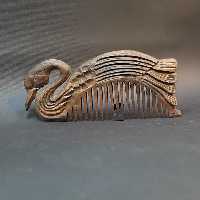 شانه چوبی طرح قو