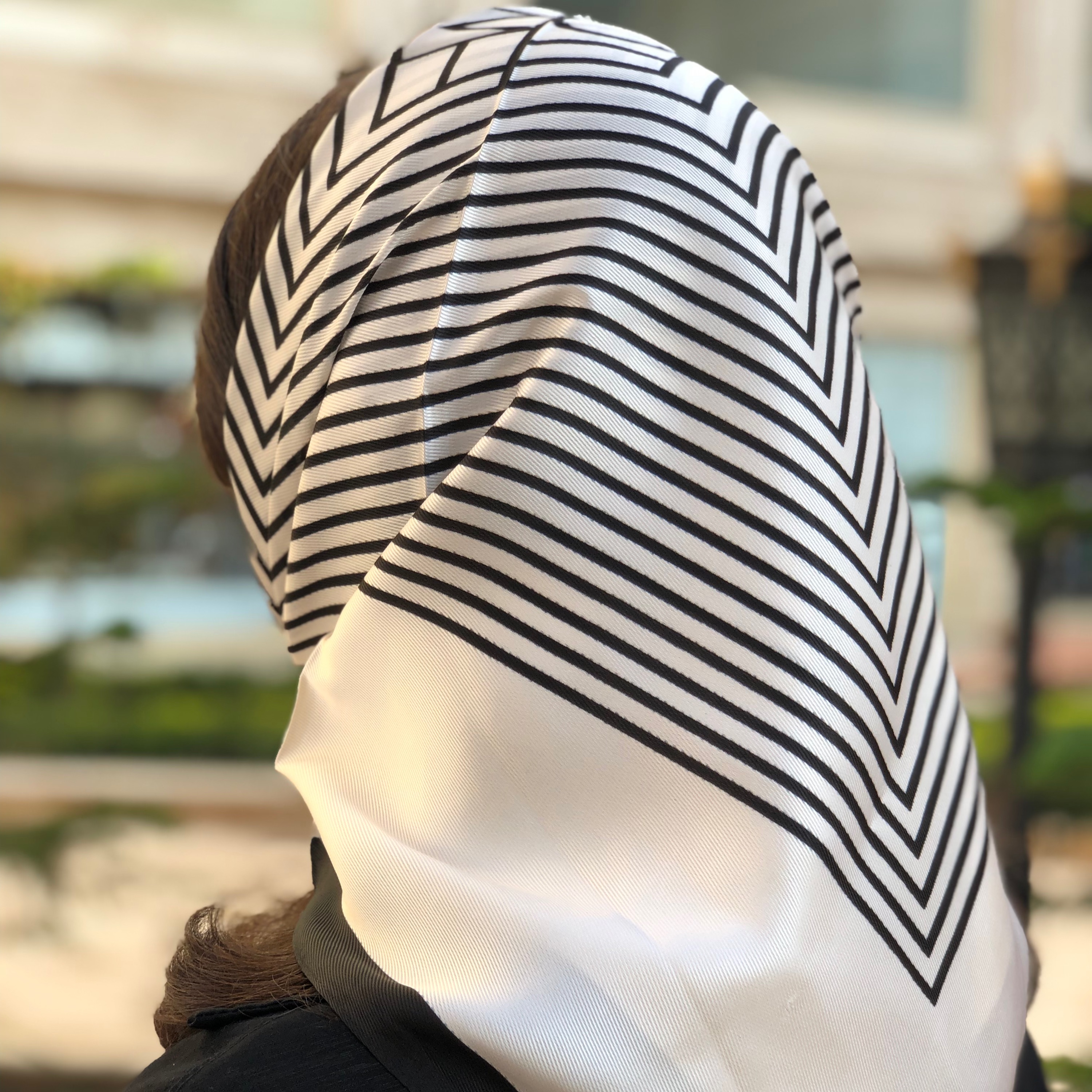 روسری مینی اسکارف سایز 70 جنس عالی و بسیار با کیفیت