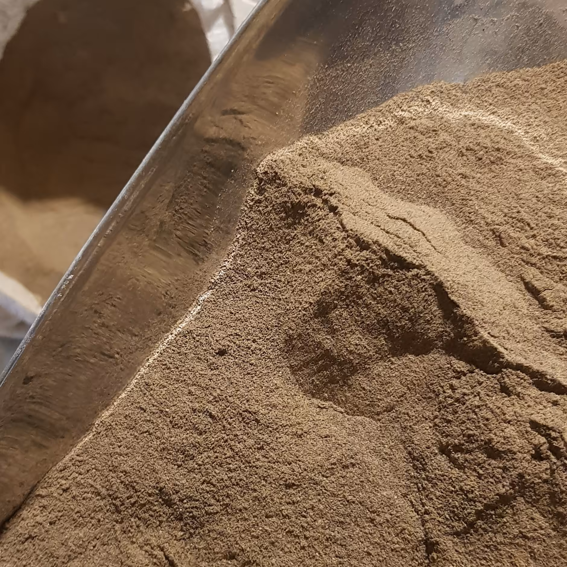 فلفل سیاه آسیاب شده فله 10 کیلویی