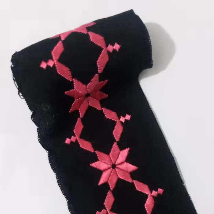 نوار خامه دوزی یک متری ,دست دوز, با نخ ابریشم نتابیده 