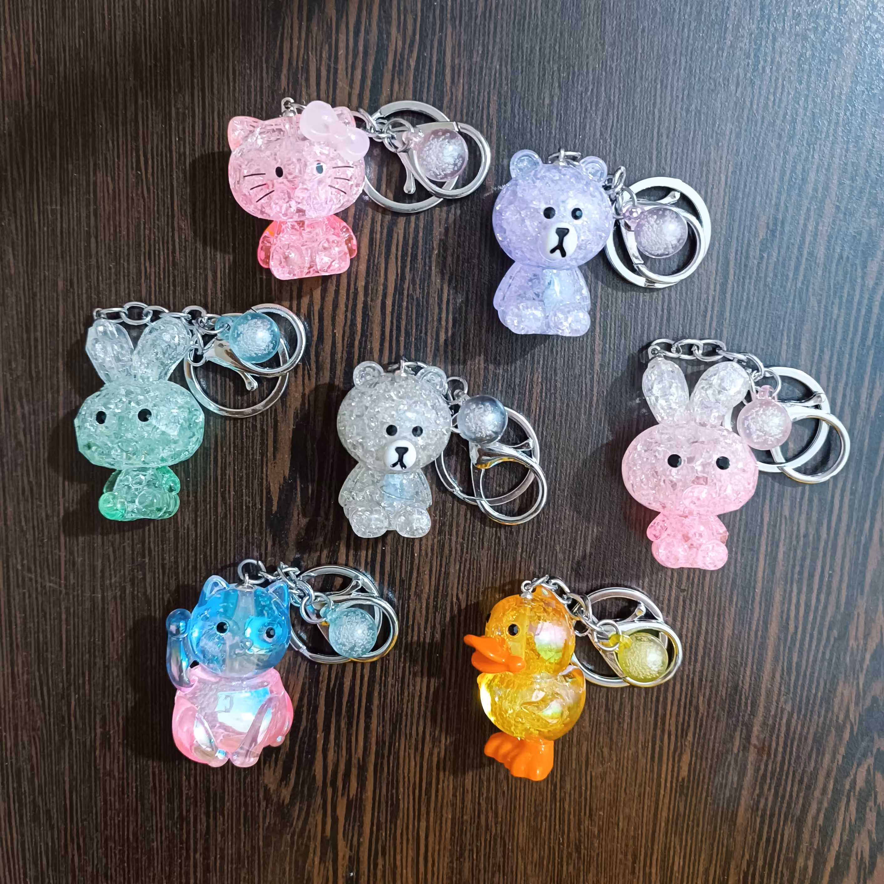 یک عدد جاکلیدی کریستالی شیشه ای فانتزی طرح های متنوع جدید