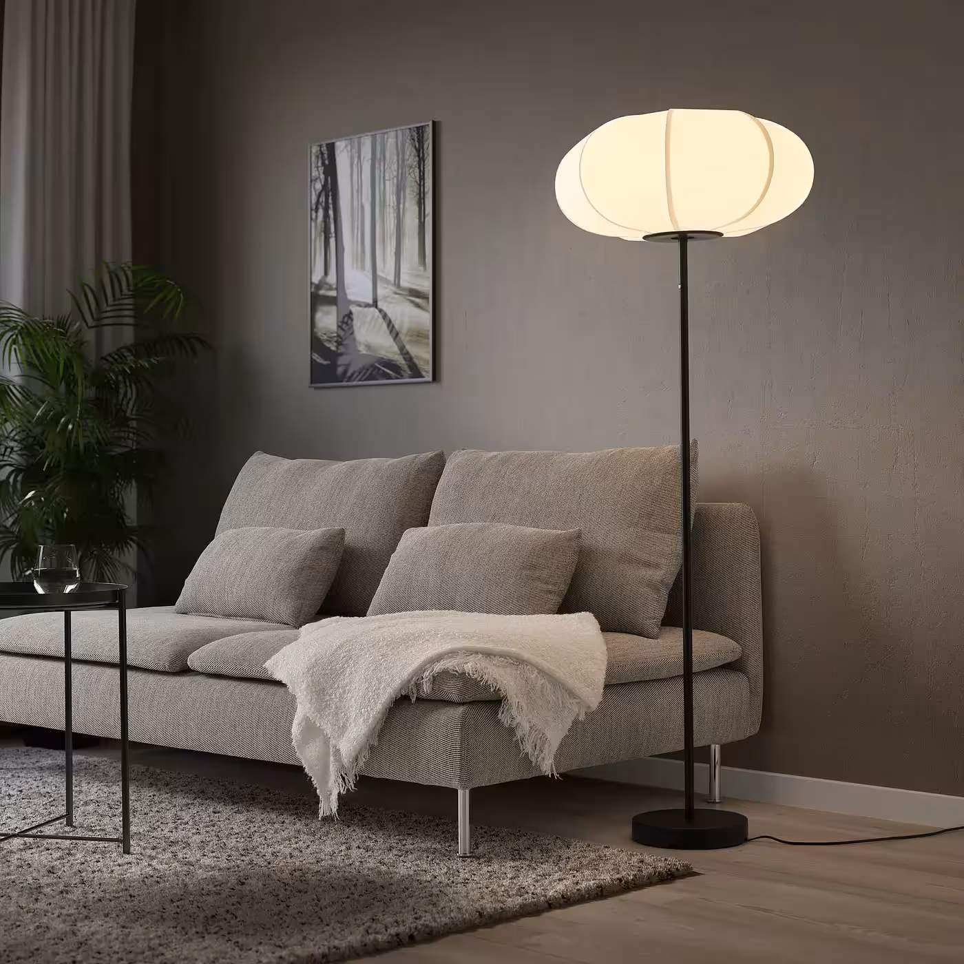 آباژور ایستاده ایکیا مدل BYGGKORN